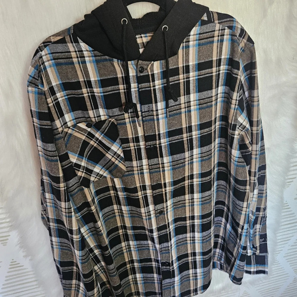 SHEIN Men's Lightweight Button-Up Plaid Shacket (NWOT) - Picture 2 of 7
